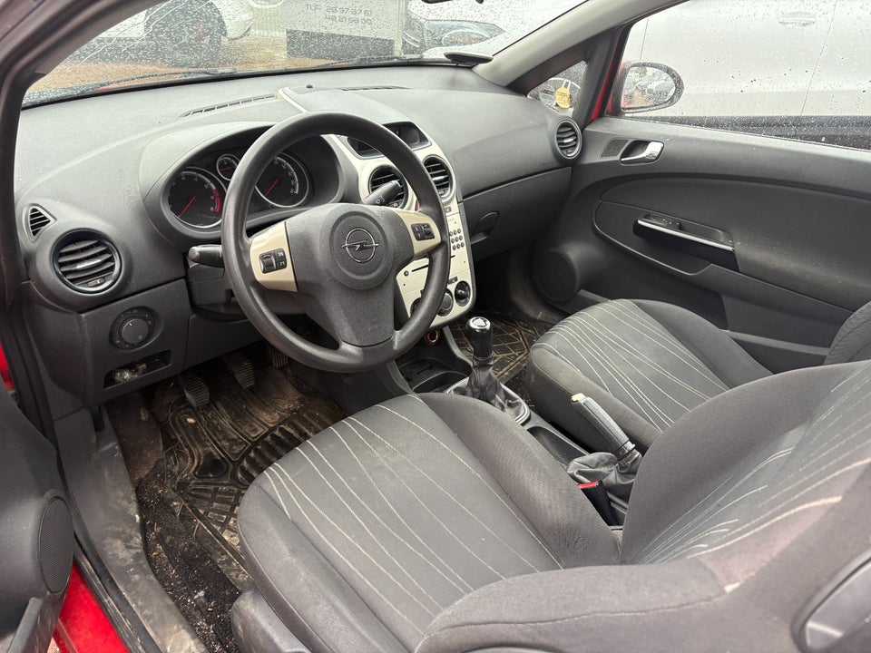 Opel Corsa 1,2 16V Enjoy 3d