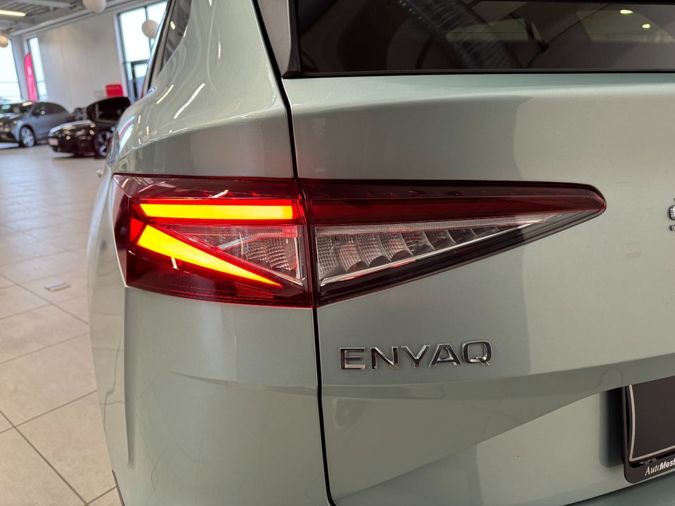 Skoda Enyaq 60 iV Loft 5d