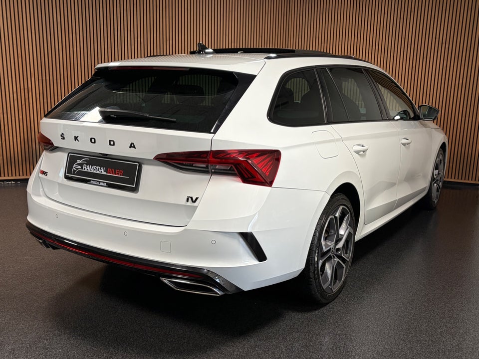 Skoda Octavia 1,4 TSi iV RS Combi DSG 5d
