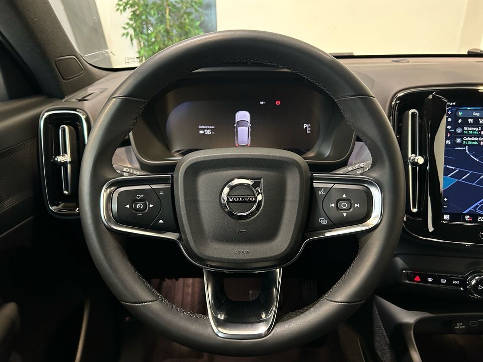 Volvo XC40 P6 ReCharge Plus 5d