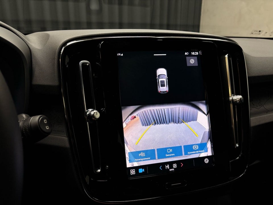 Volvo XC40 P6 ReCharge Core 5d