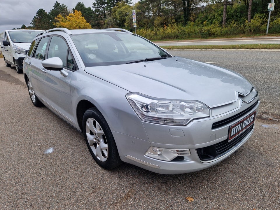 Citroën C5 2,0 HDi 140 Comfort Tourer 5d