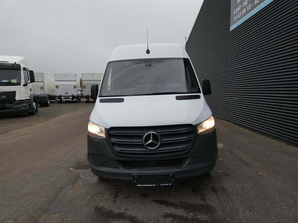 Mercedes Sprinter 316 2,2 CDi A2 Kassevogn aut. RWD