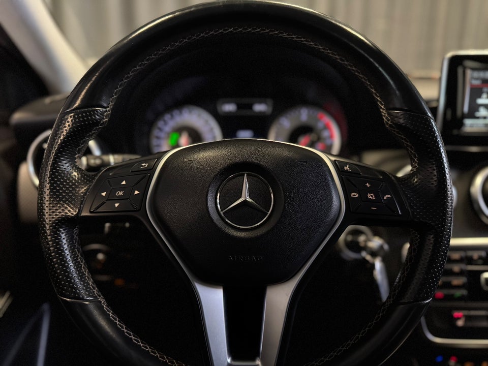 Mercedes A180 1,5 CDi Urban 5d