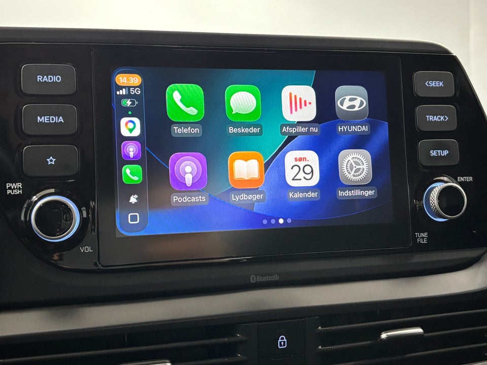 Hyundai i20 1,0 T-GDi Essential DCT 5d