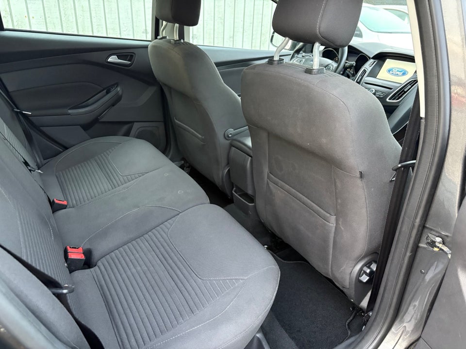 Ford Focus 1,0 SCTi 125 Titanium stc. 5d