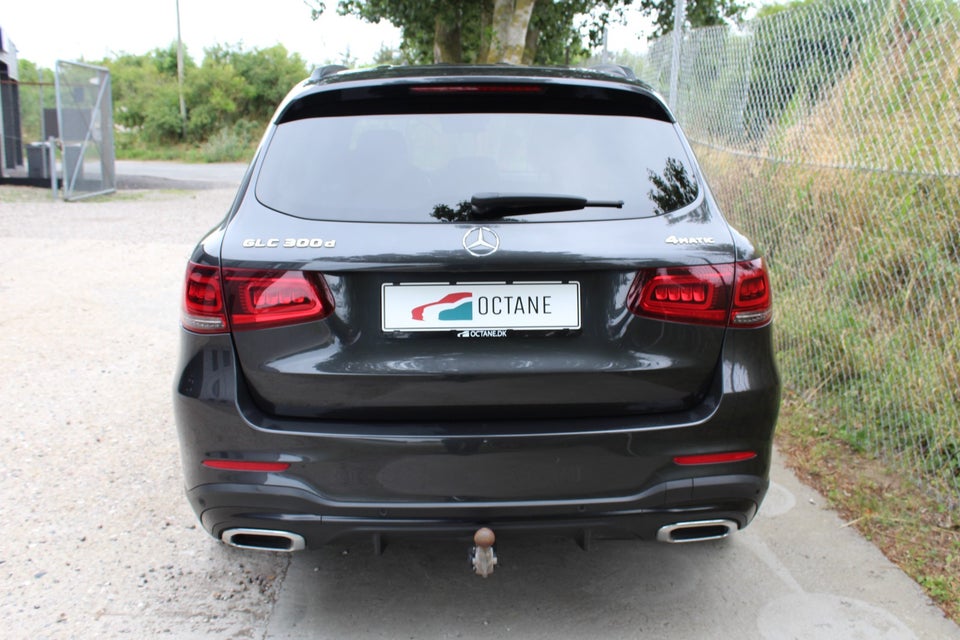 Mercedes GLC300 d 2,0 AMG Line aut. 4Matic 5d
