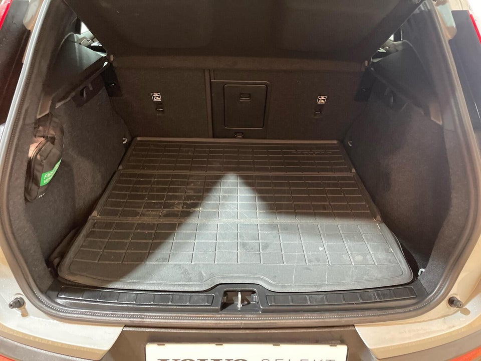 Volvo EX40 Extended Range Core 5d