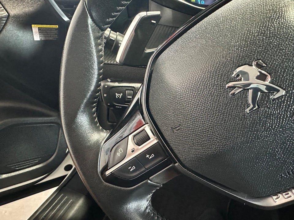 Peugeot 2008 1,5 BlueHDi 130 Allure Pack EAT8 5d