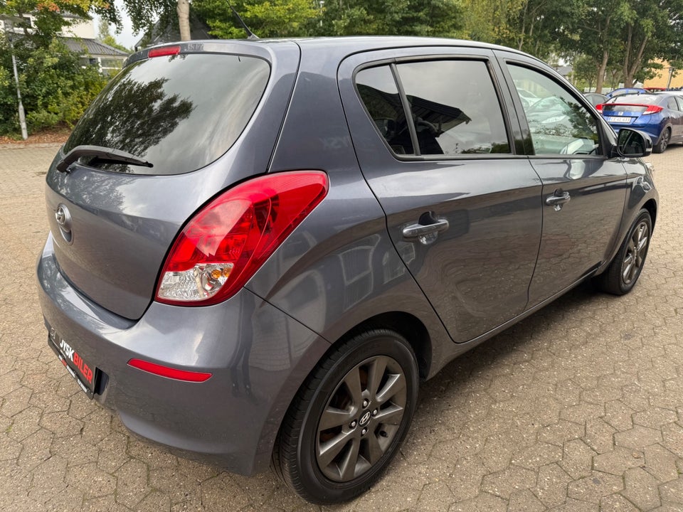 Hyundai i20 1,25 Classic XTR 5d