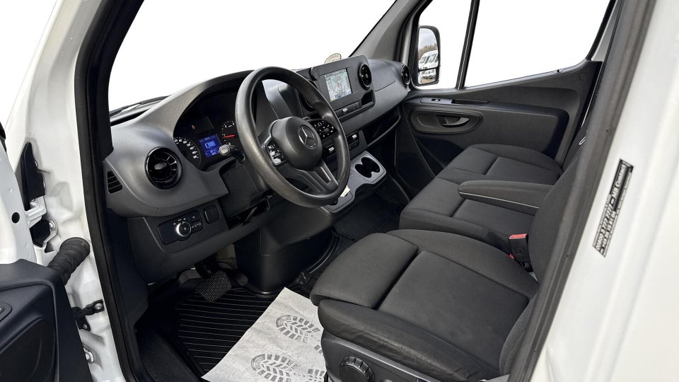 Mercedes Sprinter 317 2,0 CDi A2 Kassevogn aut. RWD