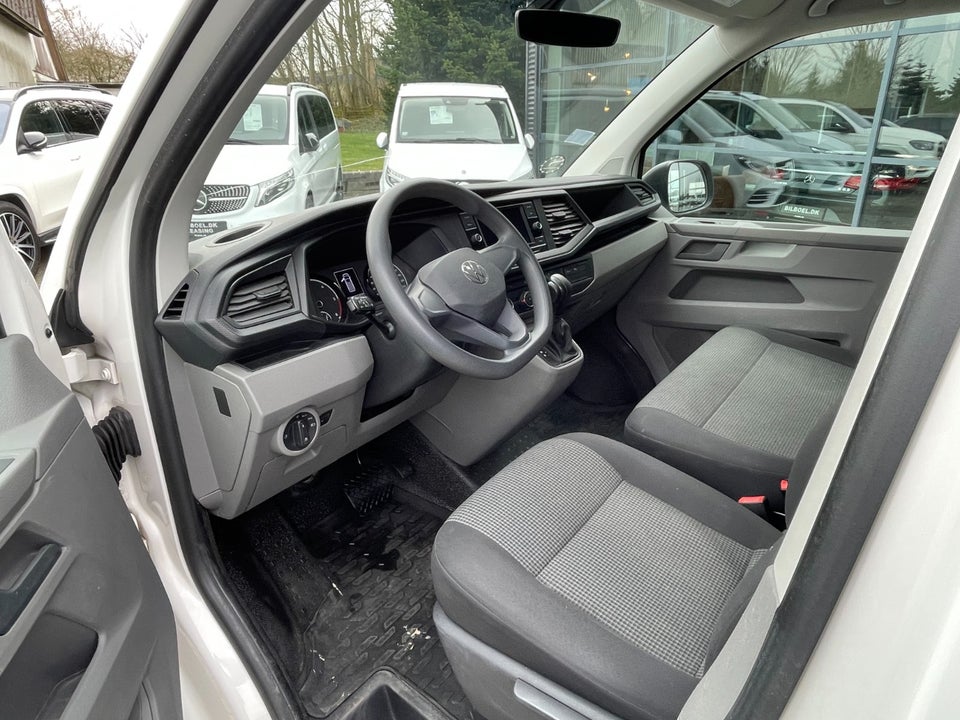 VW Transporter 2,0 TDi 150 Kassevogn DSG kort