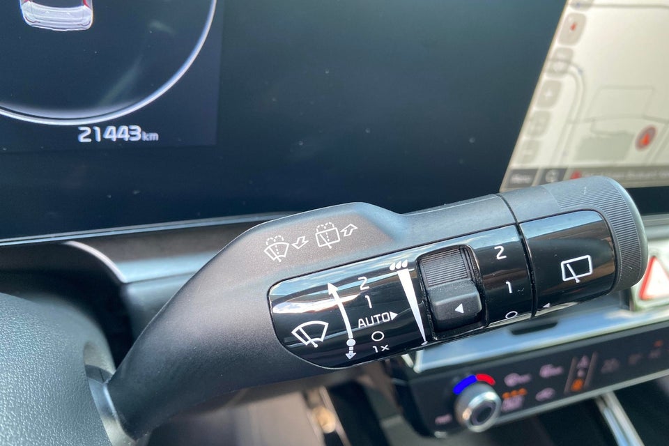 Kia Niro 64 EV Premium 5d