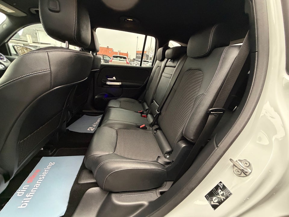 Mercedes EQB250 Progressive 5d