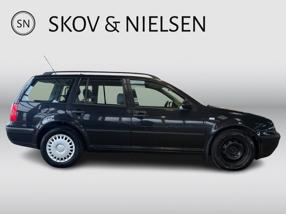 VW Golf IV 1,6 Comfortline Variant aut. 5d