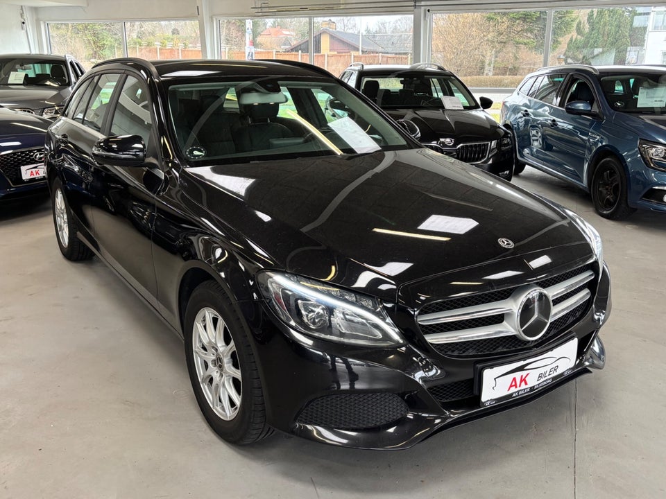 Mercedes C220 d 2,2 Avantgarde stc. aut. 5d