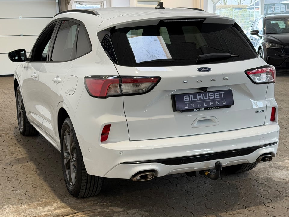 Ford Kuga 2,5 PHEV ST-Line X CVT 5d