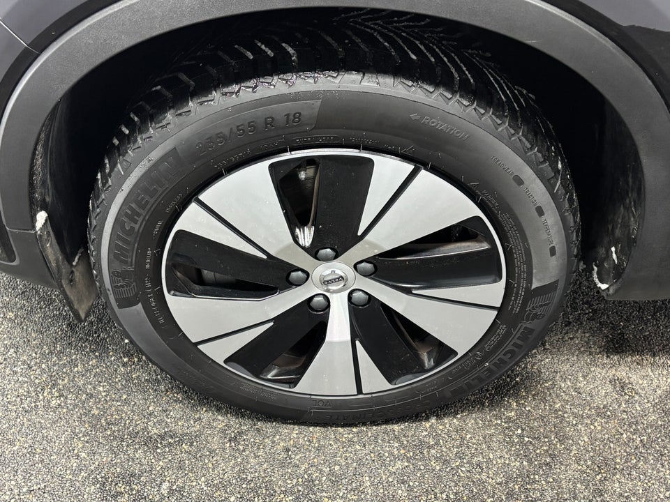 Volvo XC40 1,5 T4 ReCharge Plus Dark aut. 5d
