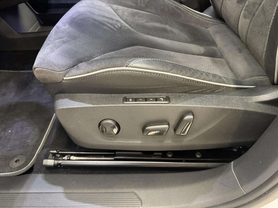 Skoda Enyaq 80 iV Sportline 5d