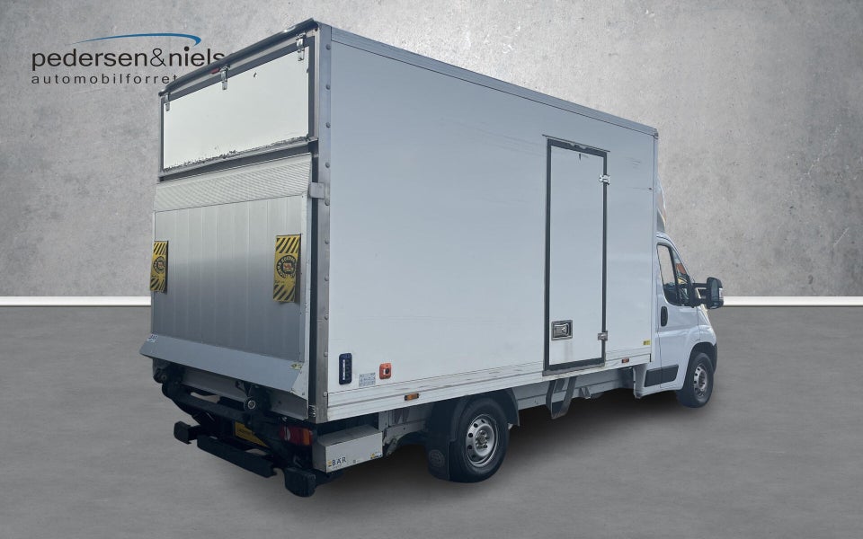 Peugeot Boxer 335 2,2 BlueHDi 165 L3 Plus 2d