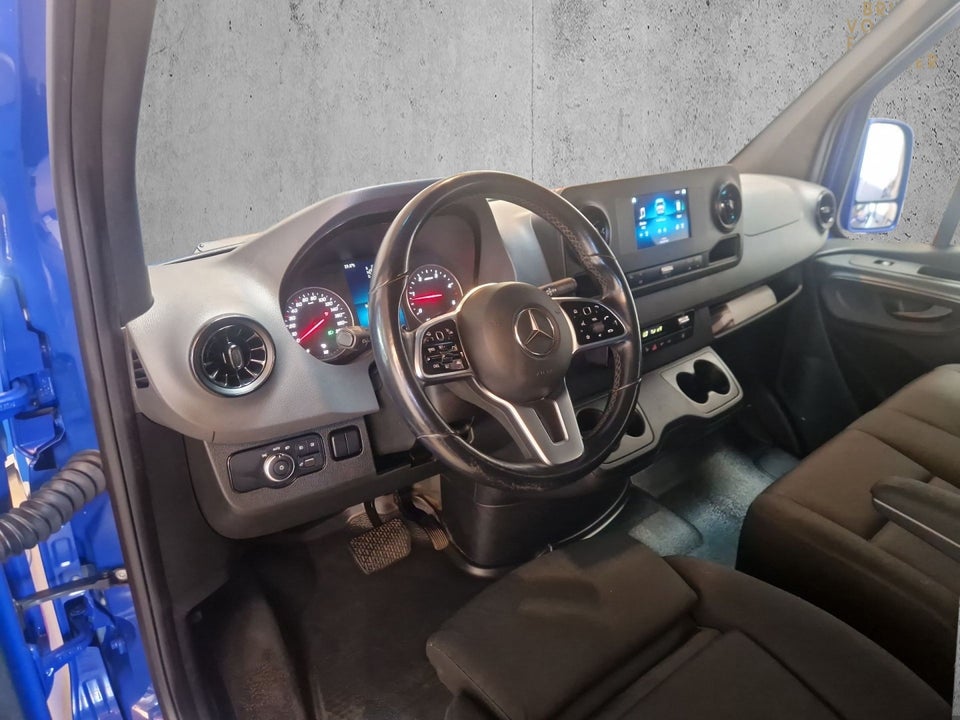 Mercedes Sprinter 319 3,0 CDi Db.Kab m/lad aut. 4d