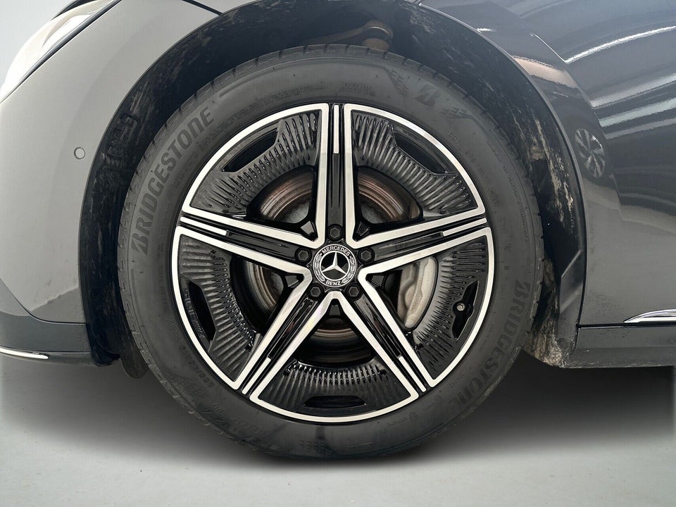 Mercedes EQE350 AMG Line 4d