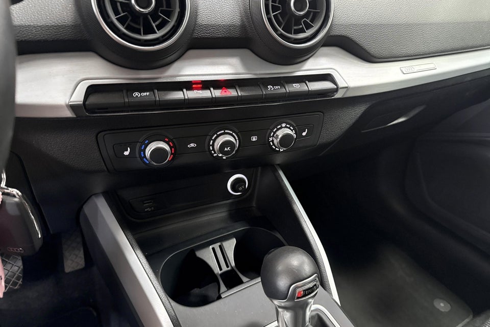 Audi Q2 35 TFSi Sport S-tr. 5d