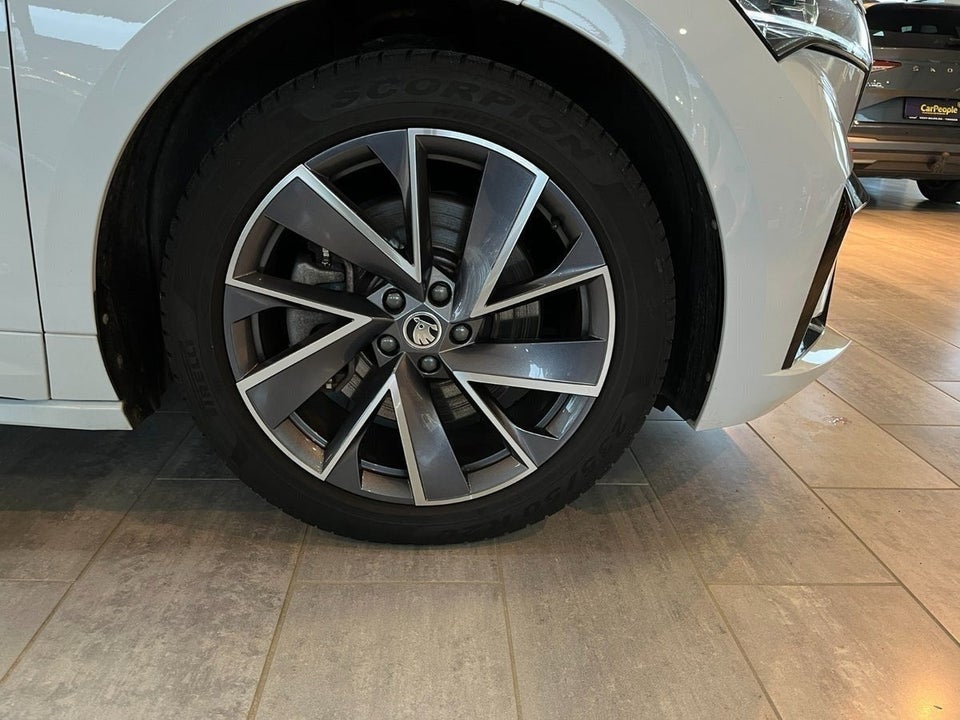 Skoda Enyaq 80 iV Sportline 5d