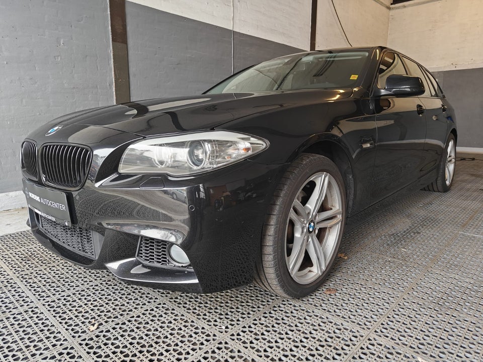 BMW 523i 3,0 Touring aut. 5d