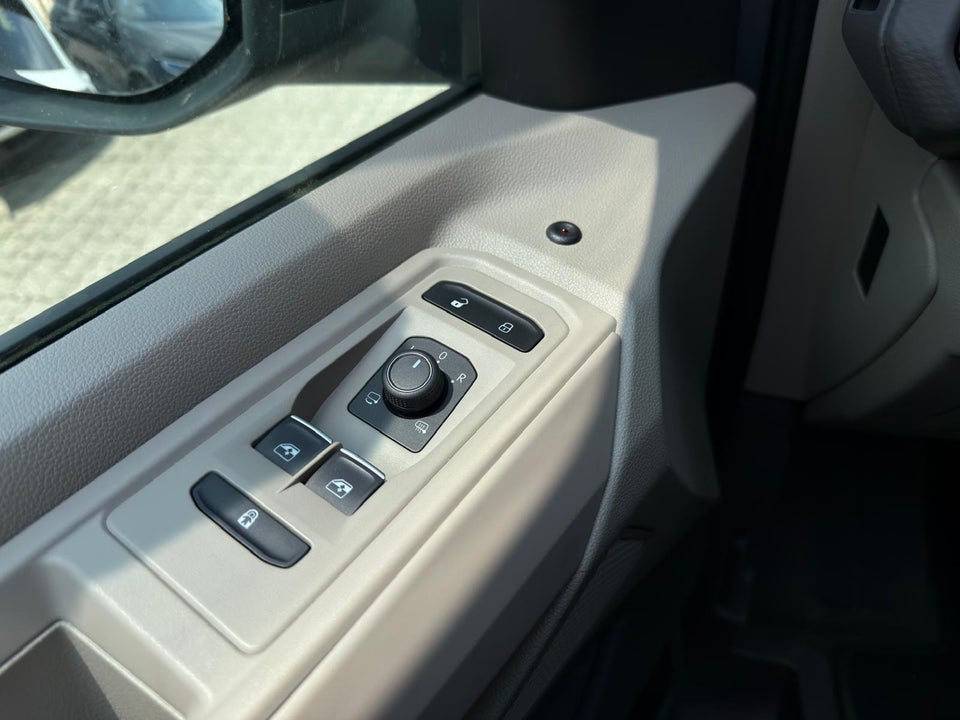 VW Multivan 1,4 eHybrid DSG kort