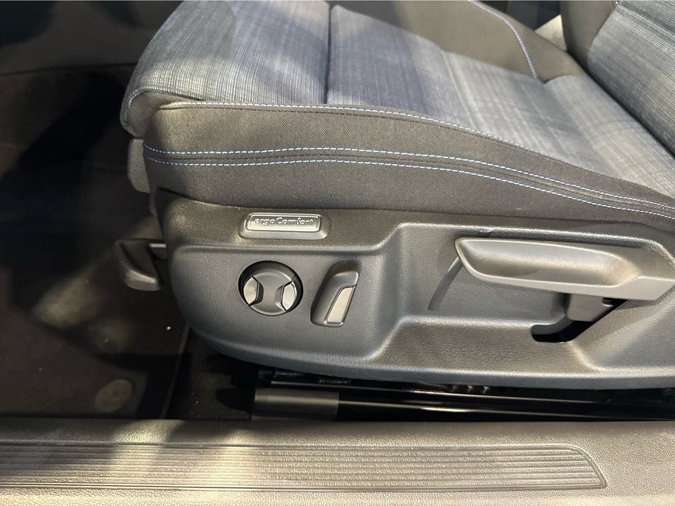 VW Passat 1,4 GTE Variant DSG 5d