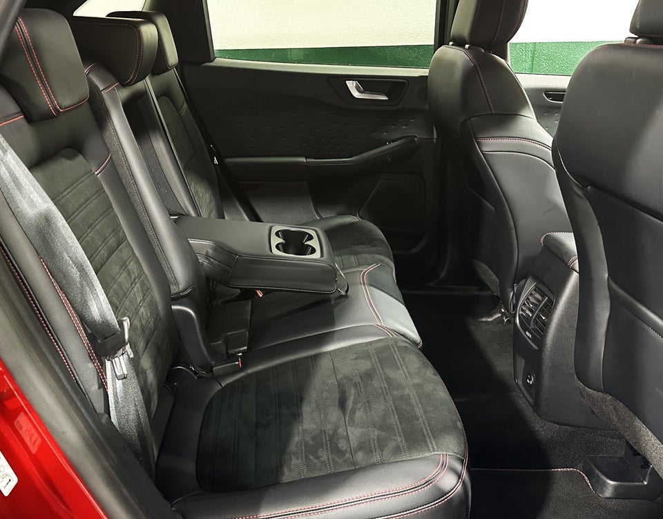 Ford Kuga 2,5 PHEV ST-Line X CVT 5d