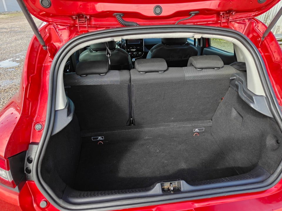 Renault Clio IV 1,5 dCi 75 Expression 5d