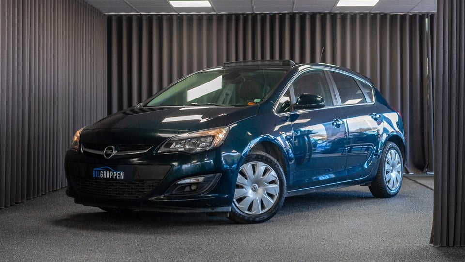 Opel Astra 1,4 T 140 Enjoy 5d