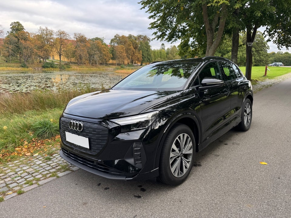 Audi Q4 e-tron 35 Attitude 5d