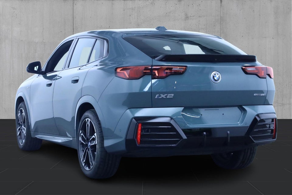 BMW iX2 eDrive20 M-Sport 5d