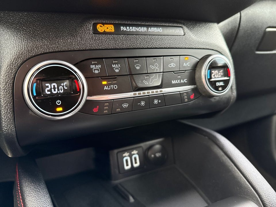 Ford Kuga 2,5 PHEV ST-Line X CVT 5d