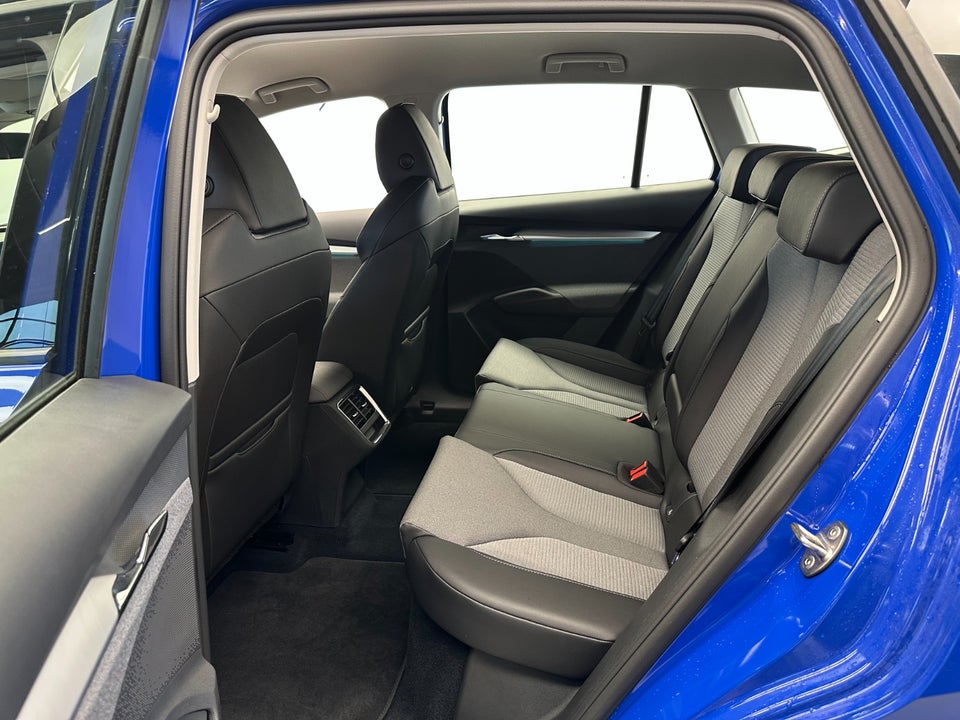 Skoda Enyaq 50 iV 5d