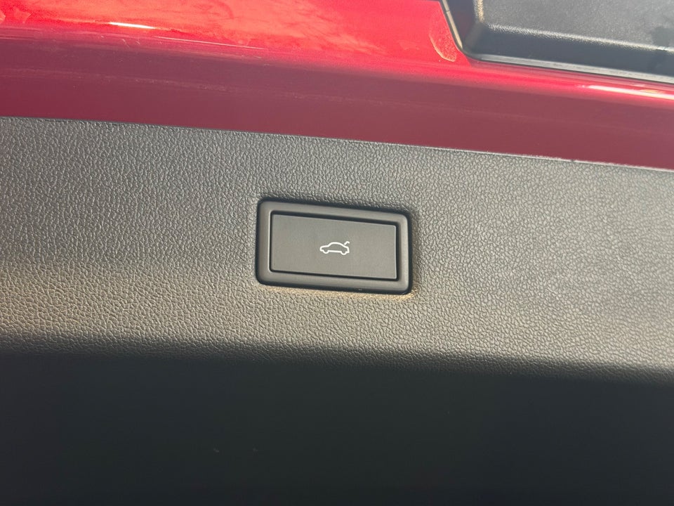 Ford Explorer 77 Premium Extended Range 5d