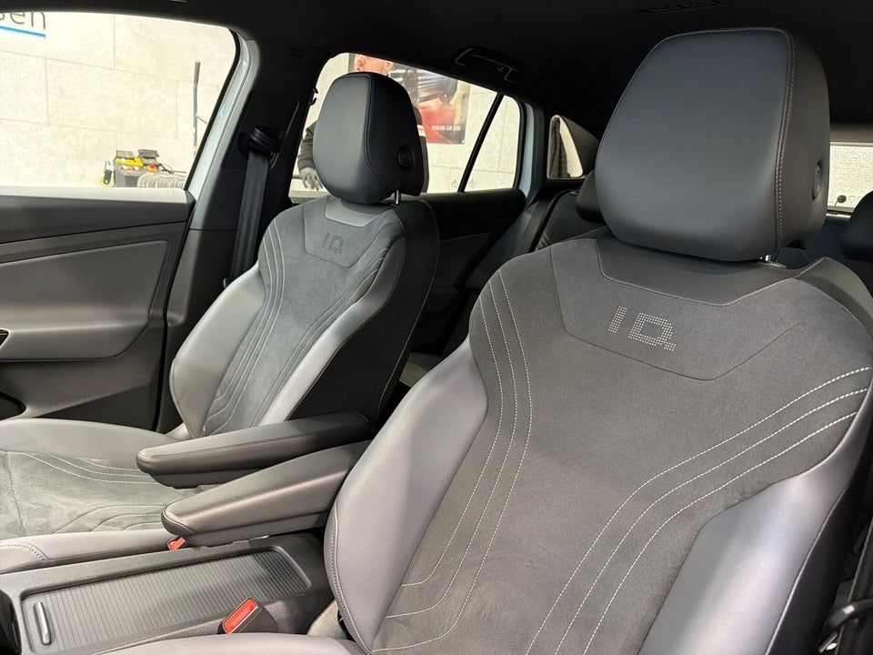VW ID.4 77 1ST Pro Performance 5d