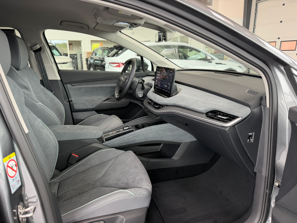 Skoda Enyaq 85 iV Lounge Premium 5d