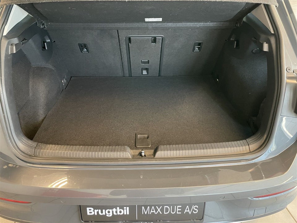 VW Golf VIII 1,4 eHybrid DSG 5d