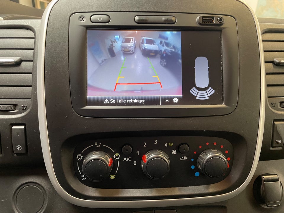 Renault Trafic T29 1,6 dCi 125 L2H1