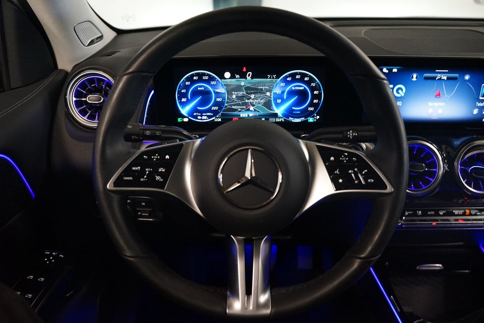 Mercedes EQB300 Progressive Advance Plus 4Matic 5d