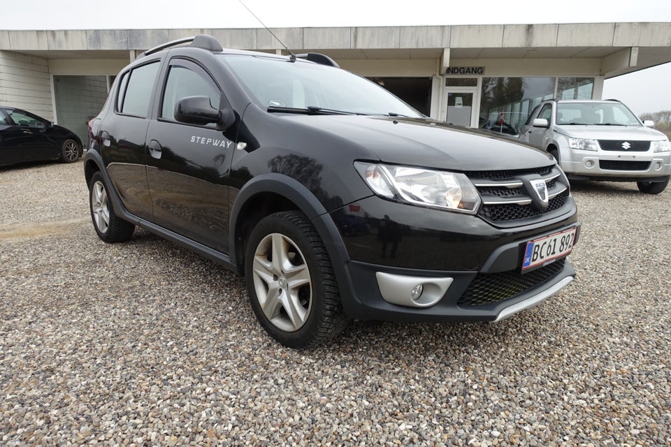 Dacia Sandero 0,9 TCe 90 Base 5d
