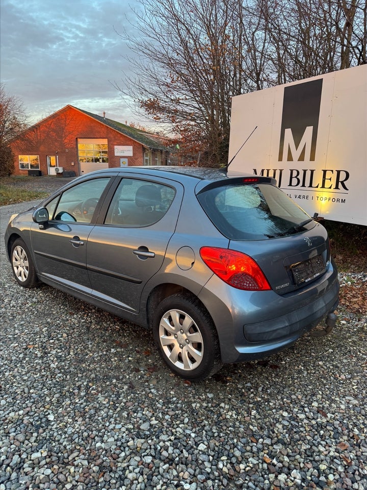 Peugeot 207 1,4 Comfort+ 5d