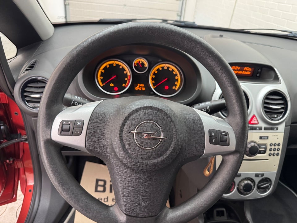 Opel Corsa 1,0 12V Enjoy 3d
