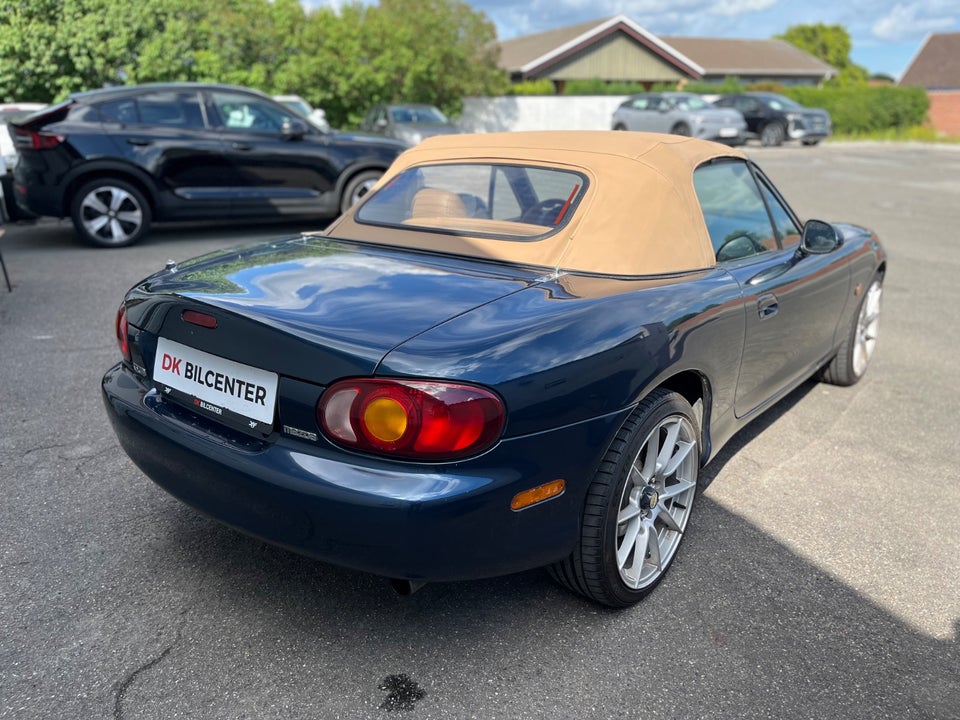 Mazda MX-5 1,6i  2d
