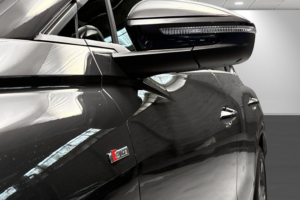 Audi Q4 e-tron performance 5d