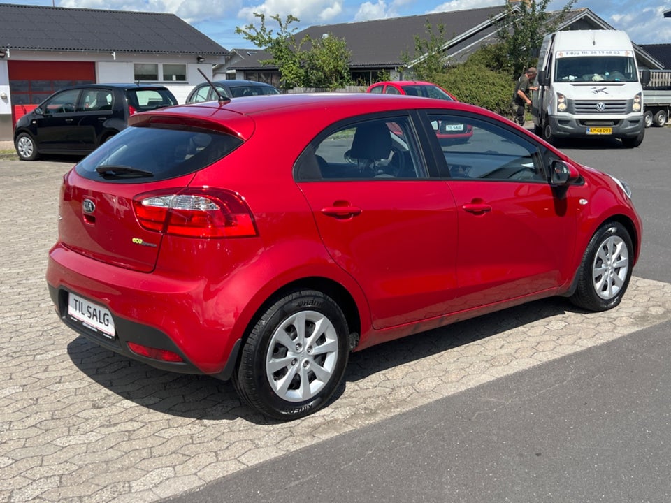 Kia Rio 1,2 CVVT Style+ 5d
